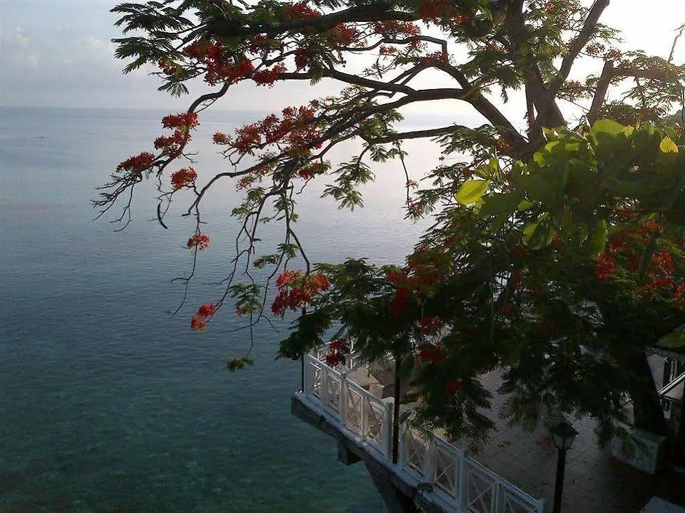 ***  Hibiscus Lodge Hotel Ocho Ríos Jamaica