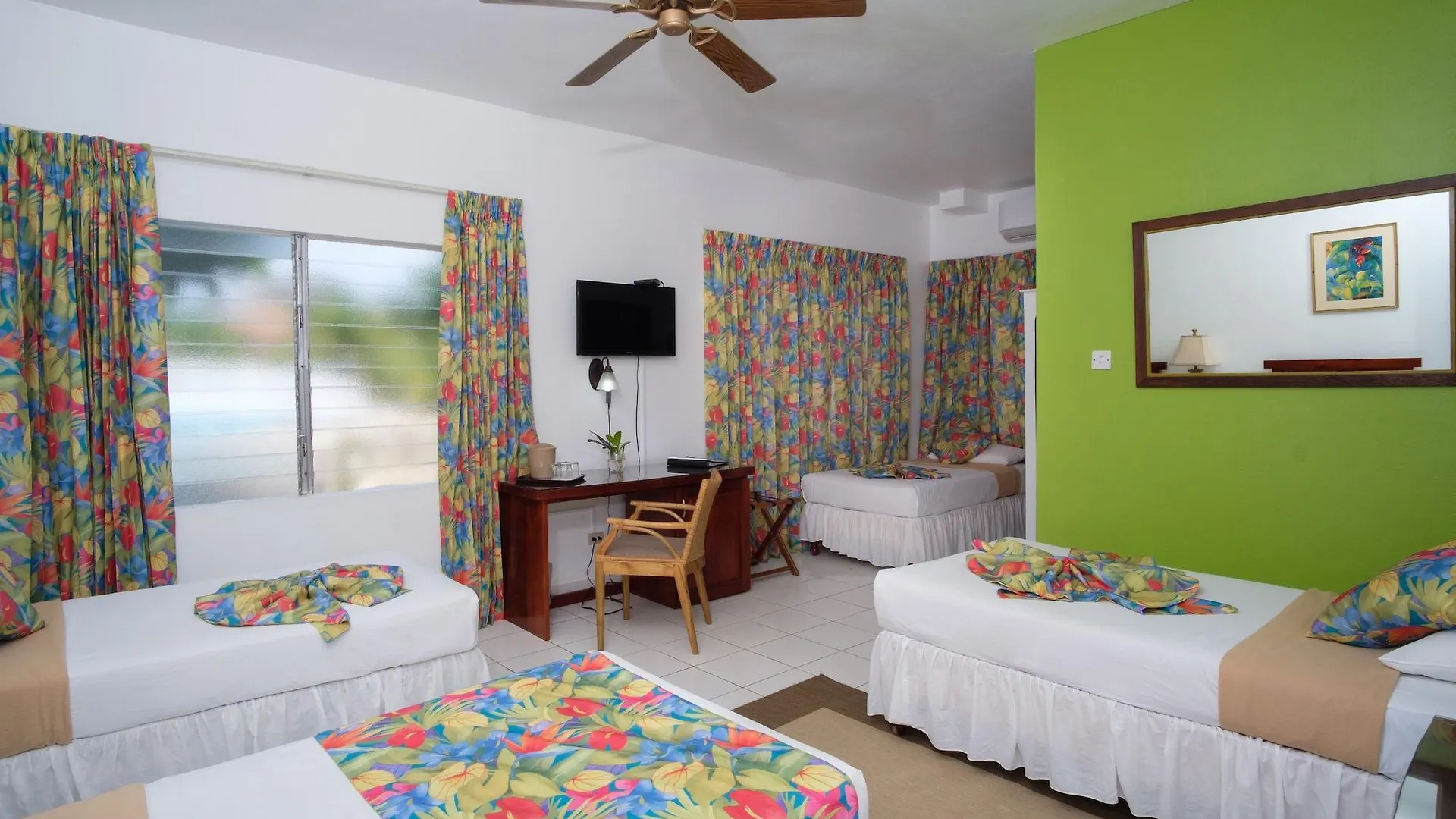 Hibiscus Lodge Hotel Ocho Rios