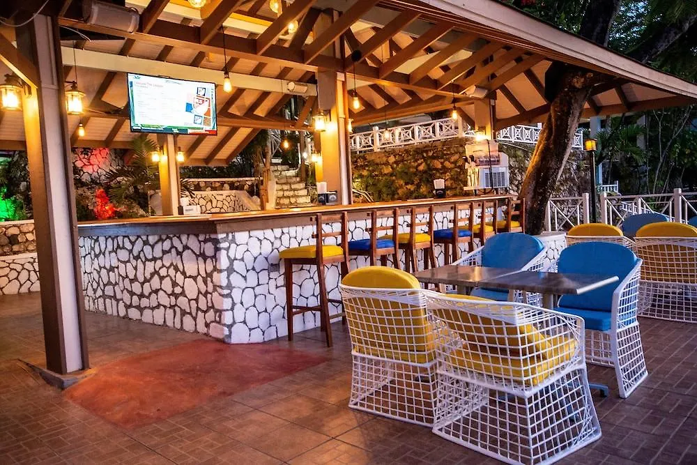 Hibiscus Lodge Hotel Ocho Rios
