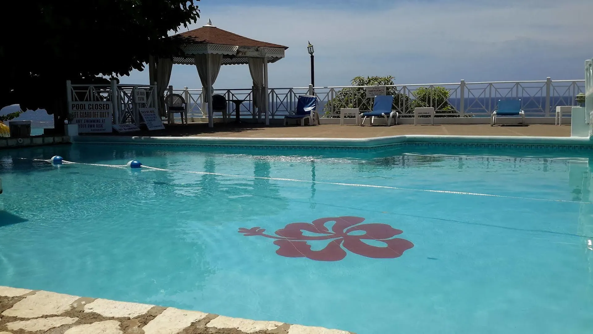 Hibiscus Lodge Hotel Ocho Rios